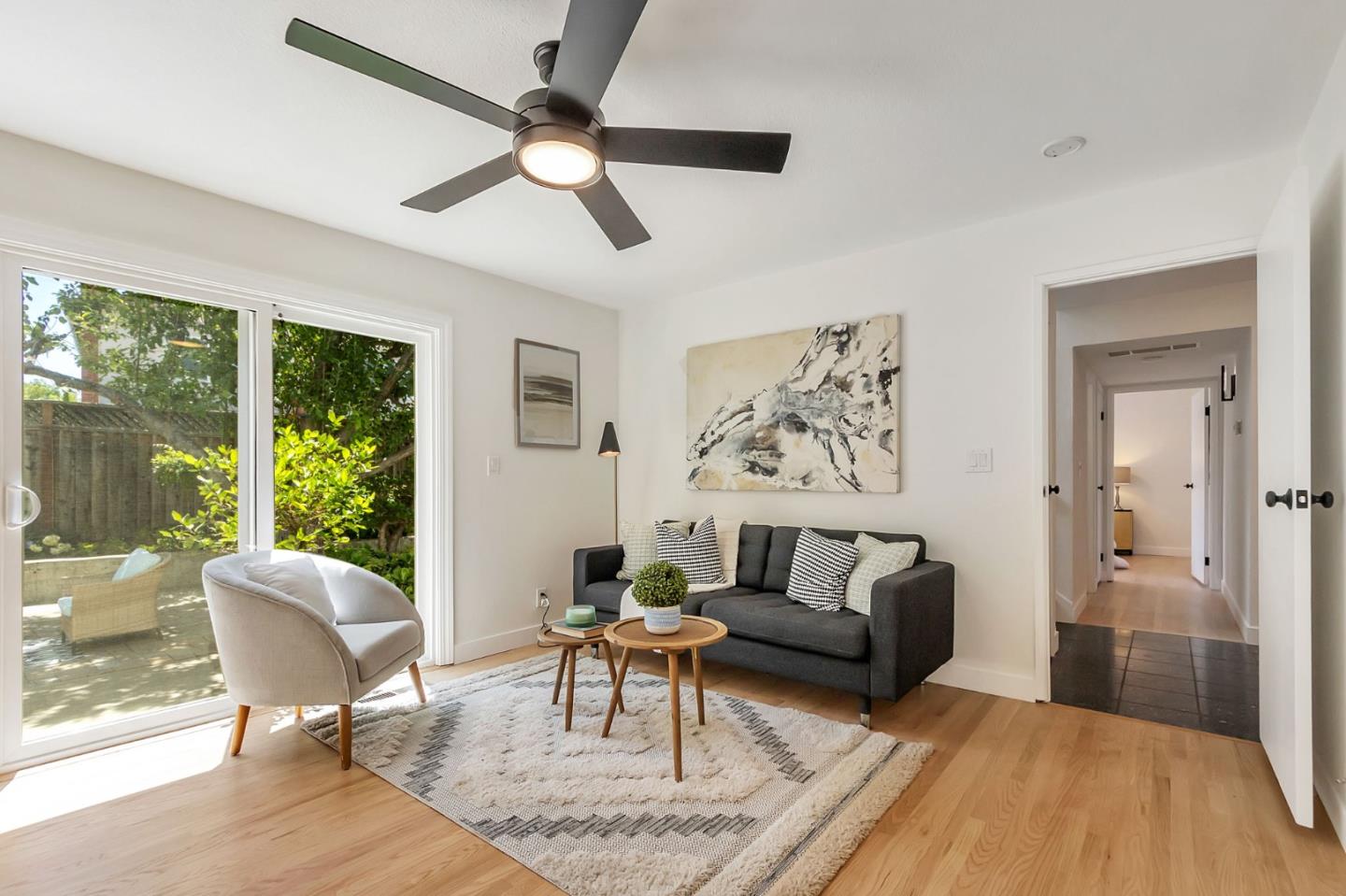 Detail Gallery Image 7 of 29 For 4765 Corrales Dr, San Jose,  CA 95136 - 5 Beds | 2/1 Baths