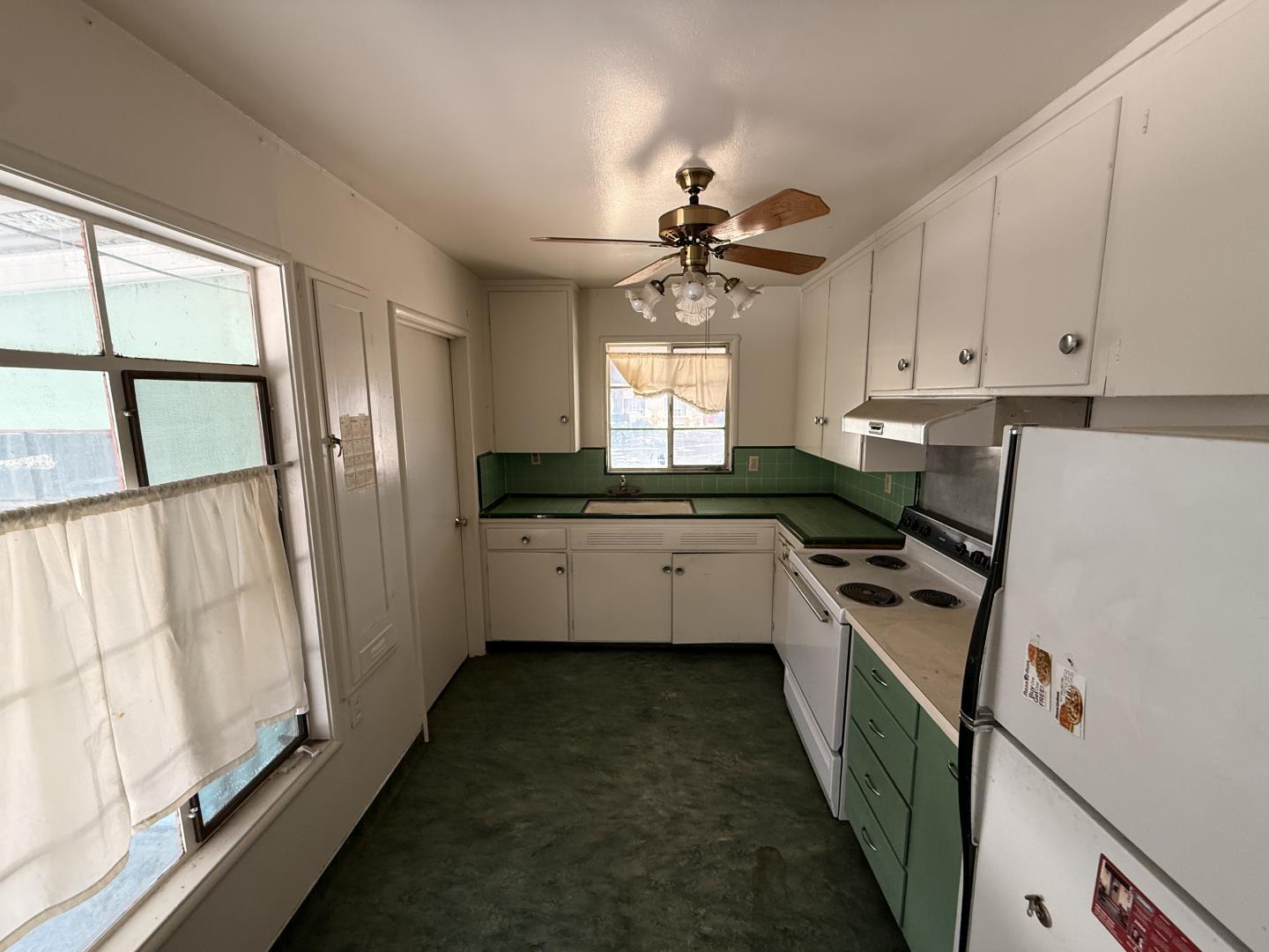 Detail Gallery Image 6 of 18 For 3032 El Sobrante St, Santa Clara,  CA 95051 - 3 Beds | 1 Baths