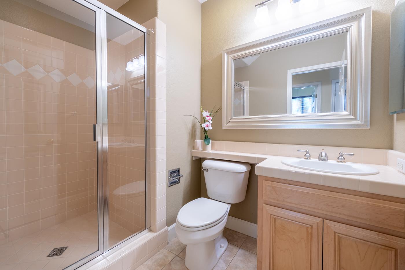 Detail Gallery Image 13 of 30 For 18342 Solano Ct, Morgan Hill,  CA 95037 - 5 Beds | 3 Baths