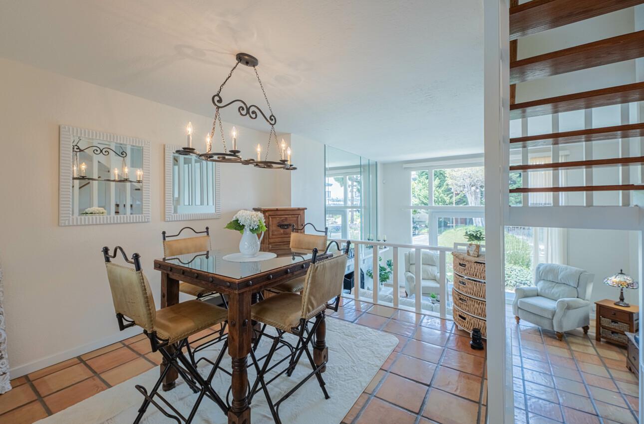Detail Gallery Image 14 of 52 For 39 La Playa St, Monterey,  CA 93940 - 2 Beds | 2/1 Baths