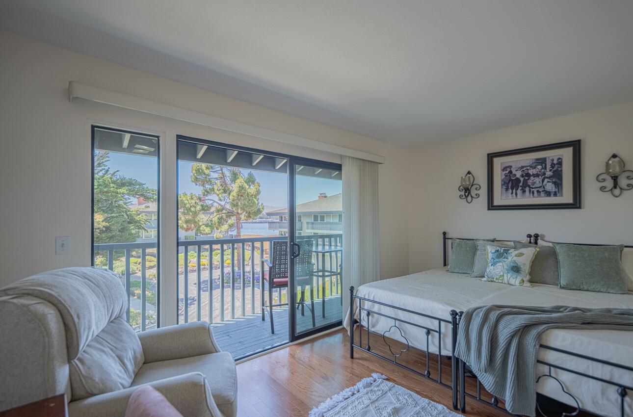 Detail Gallery Image 29 of 52 For 39 La Playa St, Monterey,  CA 93940 - 2 Beds | 2/1 Baths