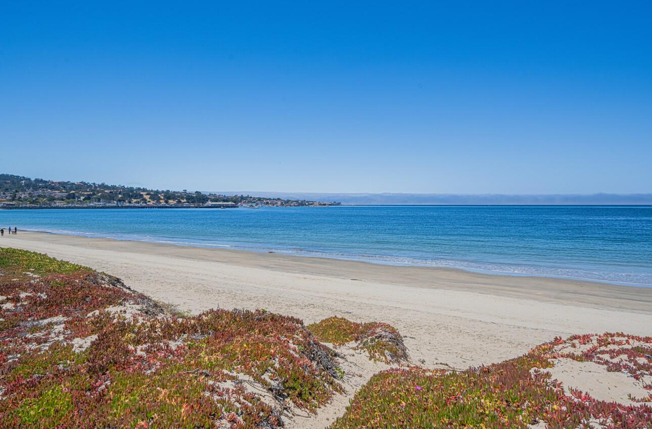 Detail Gallery Image 44 of 52 For 39 La Playa St, Monterey,  CA 93940 - 2 Beds | 2/1 Baths