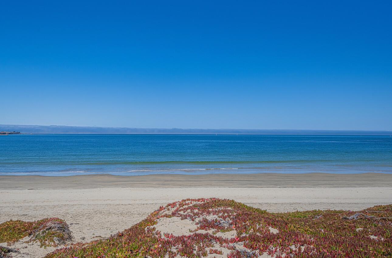 Detail Gallery Image 45 of 52 For 39 La Playa St, Monterey,  CA 93940 - 2 Beds | 2/1 Baths