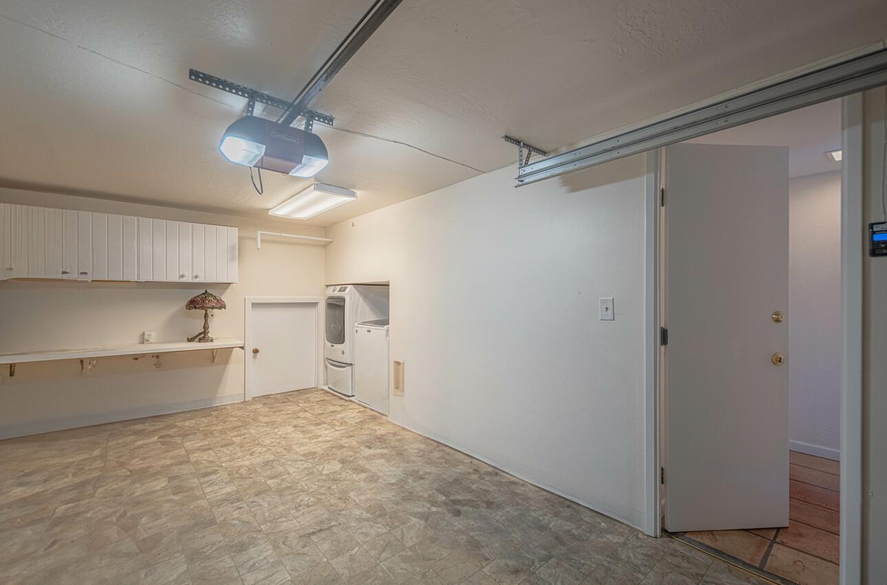 Detail Gallery Image 51 of 52 For 39 La Playa St, Monterey,  CA 93940 - 2 Beds | 2/1 Baths
