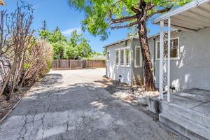 Detail Gallery Image 32 of 44 For 1219 Park Ave, San Jose,  CA 95126 - 3 Beds | 1/1 Baths