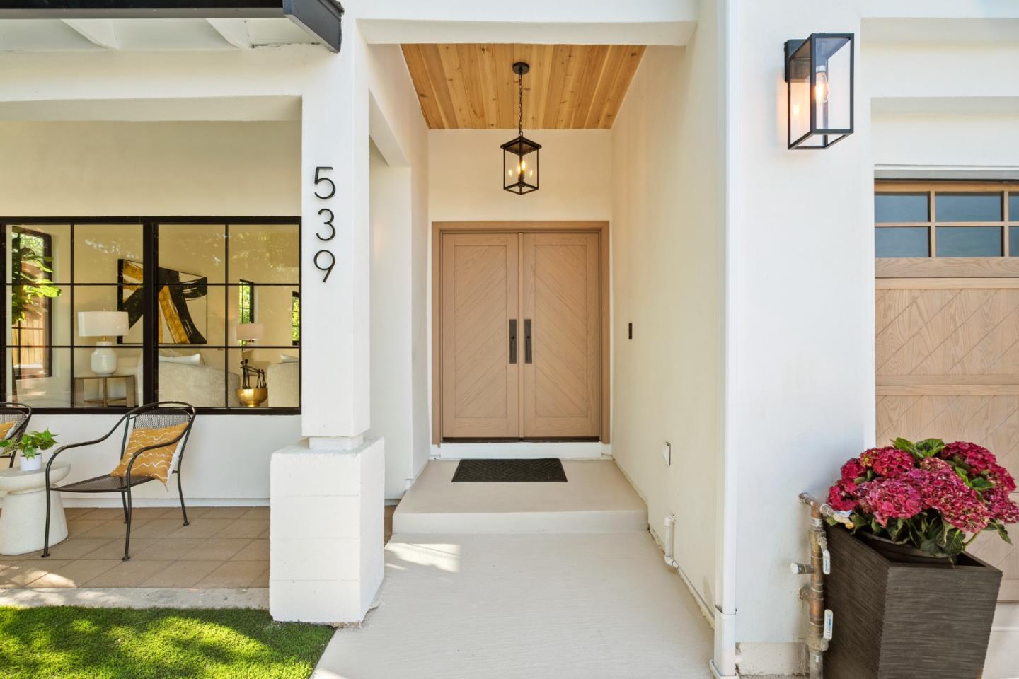 Detail Gallery Image 2 of 33 For 539 Kevenaire Dr, Milpitas,  CA 95035 - 5 Beds | 4 Baths