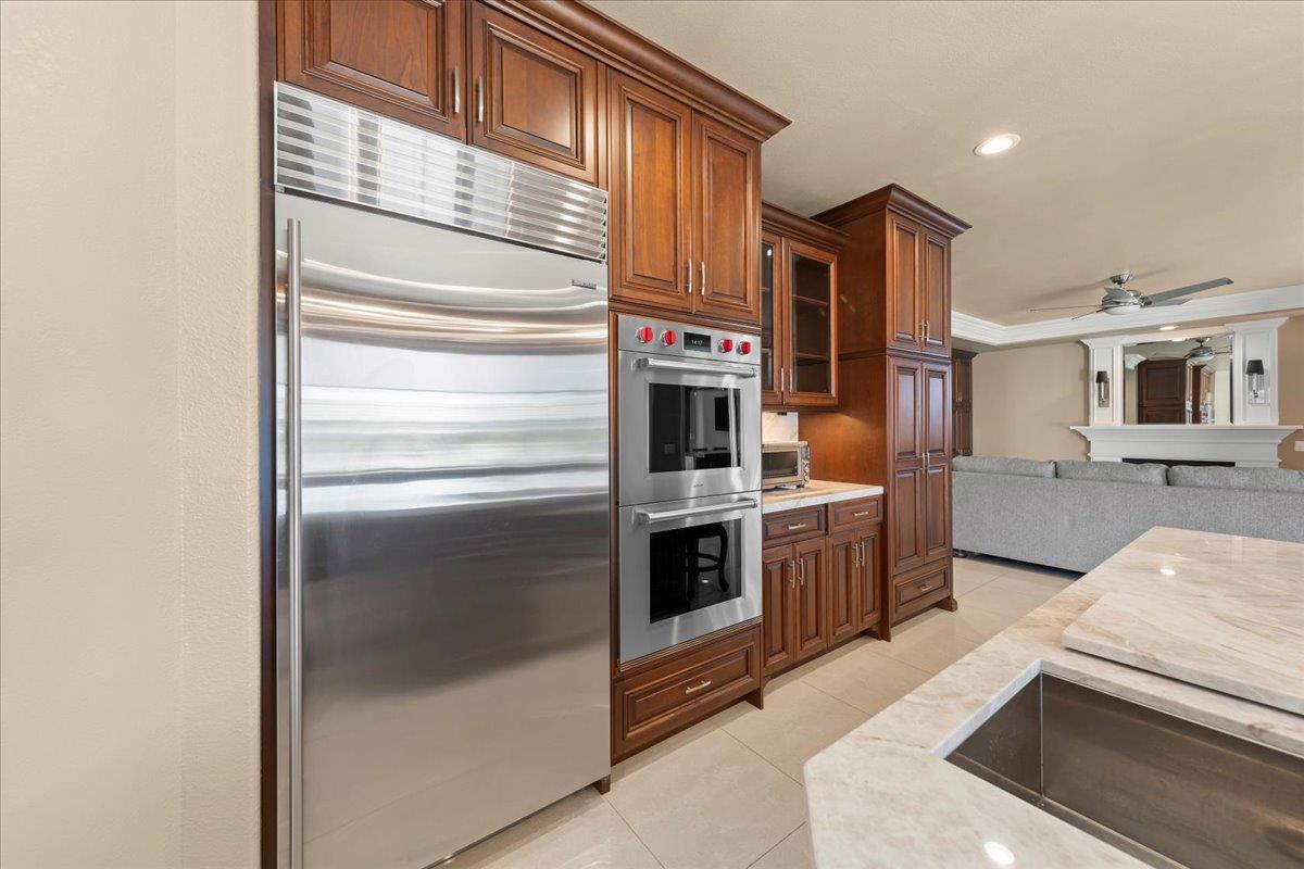 Detail Gallery Image 16 of 68 For 834 English Walnut Way, Morgan Hill,  CA 95037 - 5 Beds | 3/1 Baths