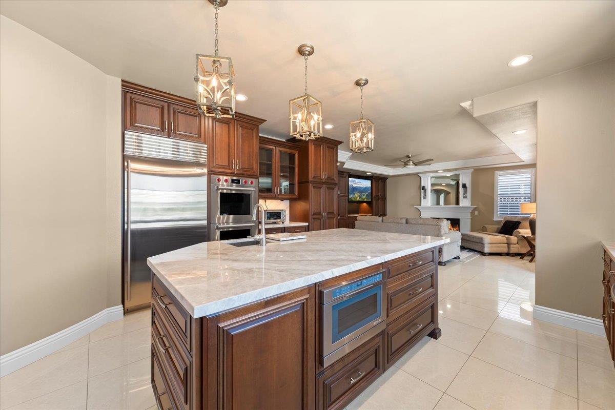 Detail Gallery Image 20 of 68 For 834 English Walnut Way, Morgan Hill,  CA 95037 - 5 Beds | 3/1 Baths