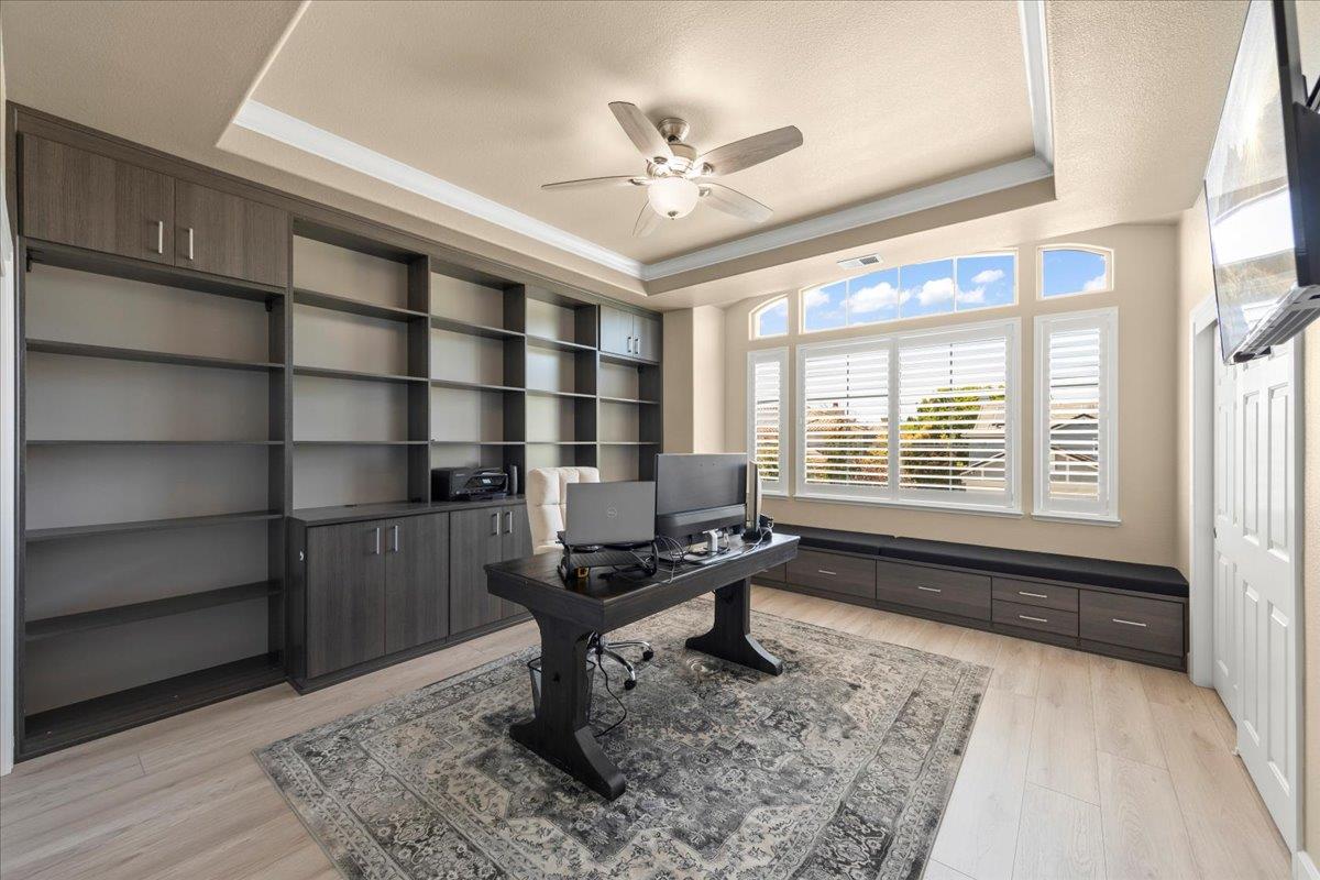 Detail Gallery Image 36 of 68 For 834 English Walnut Way, Morgan Hill,  CA 95037 - 5 Beds | 3/1 Baths