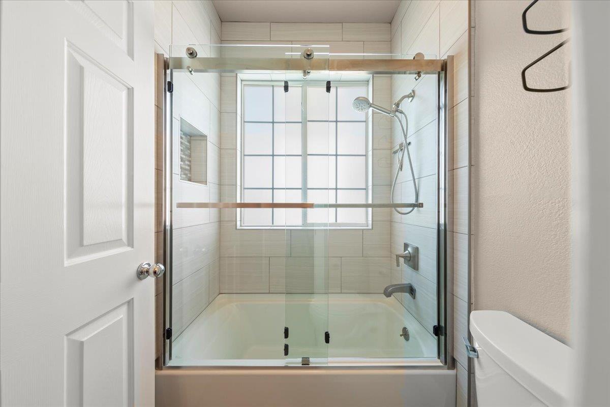 Detail Gallery Image 41 of 68 For 834 English Walnut Way, Morgan Hill,  CA 95037 - 5 Beds | 3/1 Baths