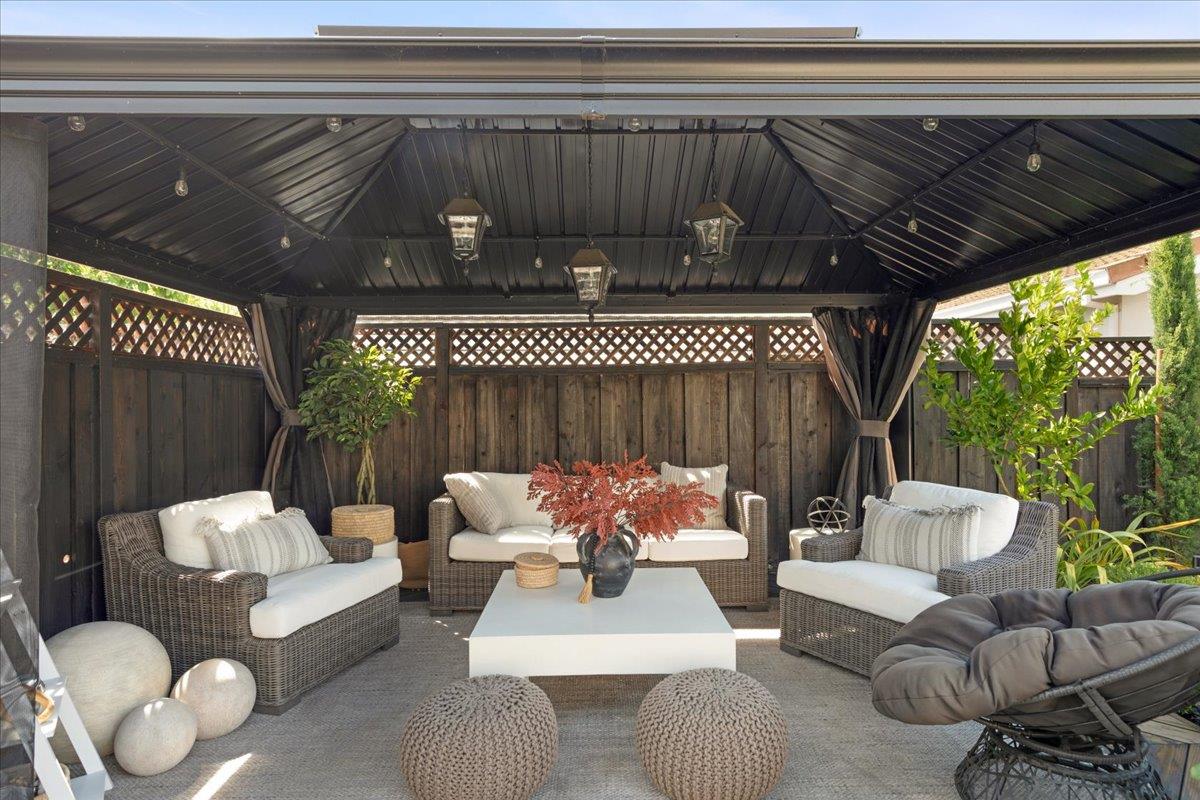 Detail Gallery Image 61 of 68 For 834 English Walnut Way, Morgan Hill,  CA 95037 - 5 Beds | 3/1 Baths