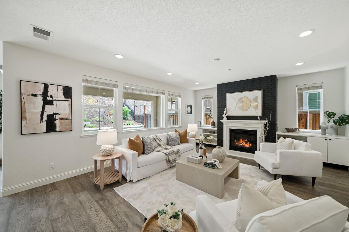 Detail Gallery Image 15 of 48 For 28780 Vista Grande Dr, Hayward,  CA 94544 - 5 Beds | 3 Baths
