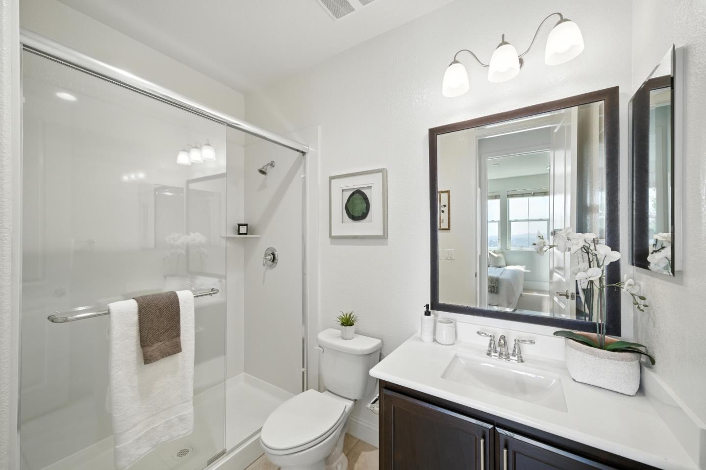 Detail Gallery Image 16 of 48 For 28780 Vista Grande Dr, Hayward,  CA 94544 - 5 Beds | 3 Baths