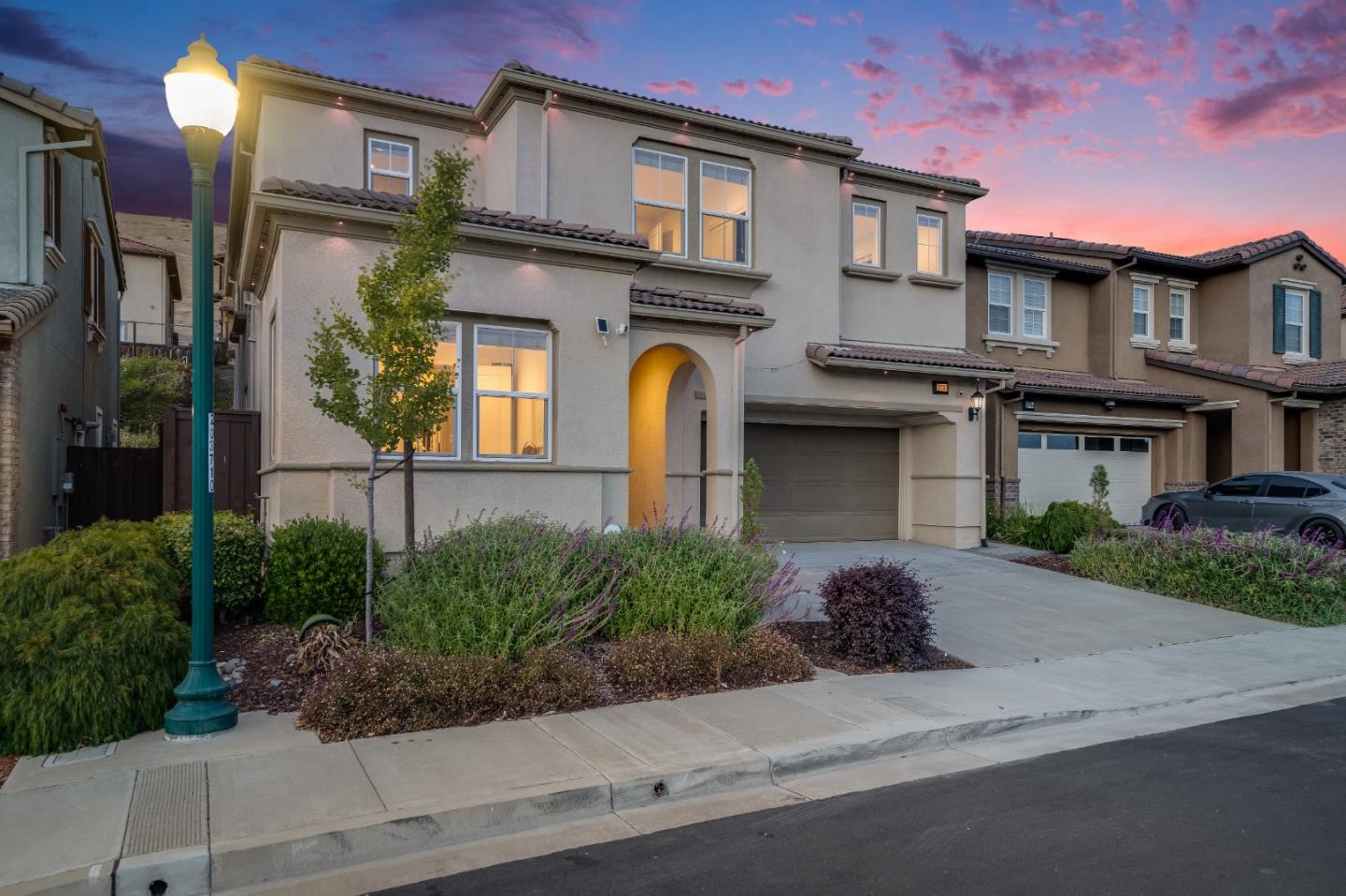 Detail Gallery Image 36 of 48 For 28780 Vista Grande Dr, Hayward,  CA 94544 - 5 Beds | 3 Baths