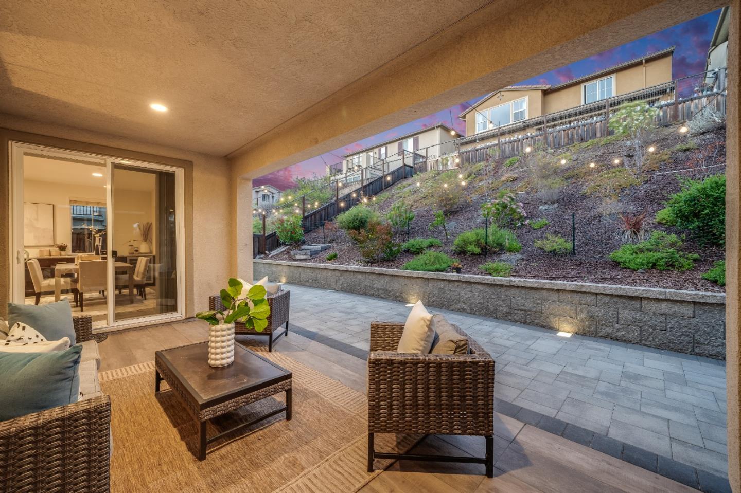 Detail Gallery Image 38 of 48 For 28780 Vista Grande Dr, Hayward,  CA 94544 - 5 Beds | 3 Baths