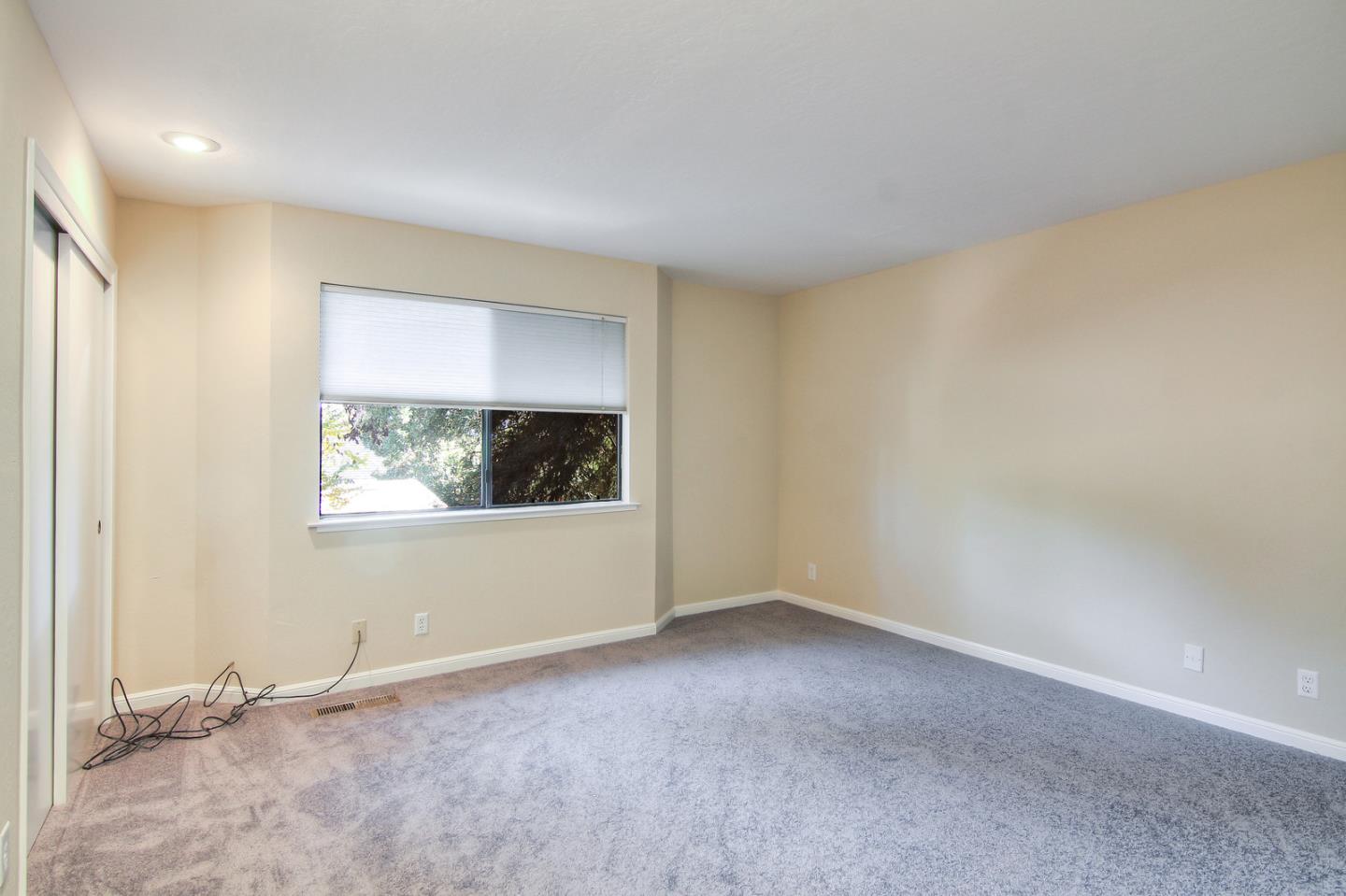 Detail Gallery Image 20 of 24 For 1157 Villa St #2,  Mountain View,  CA 94041 - 2 Beds | 2/1 Baths