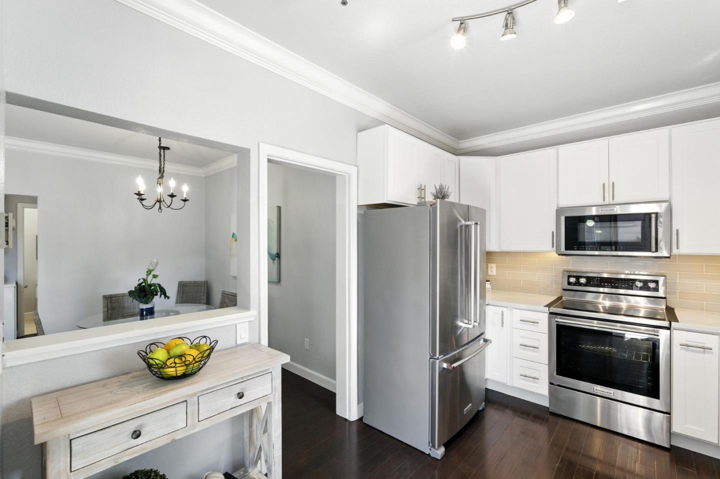Detail Gallery Image 17 of 59 For 425 Cork Harbour Cir #G,  Redwood Shores,  CA 94065 - 2 Beds | 2 Baths