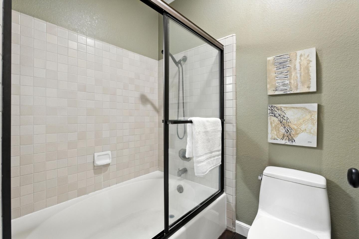 Detail Gallery Image 18 of 59 For 425 Cork Harbour Cir #G,  Redwood Shores,  CA 94065 - 2 Beds | 2 Baths
