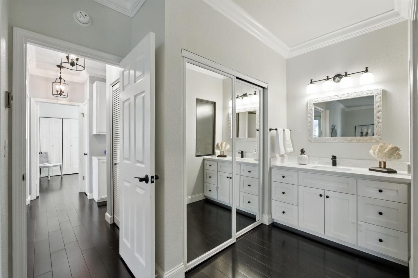 Detail Gallery Image 35 of 59 For 425 Cork Harbour Cir #G,  Redwood Shores,  CA 94065 - 2 Beds | 2 Baths