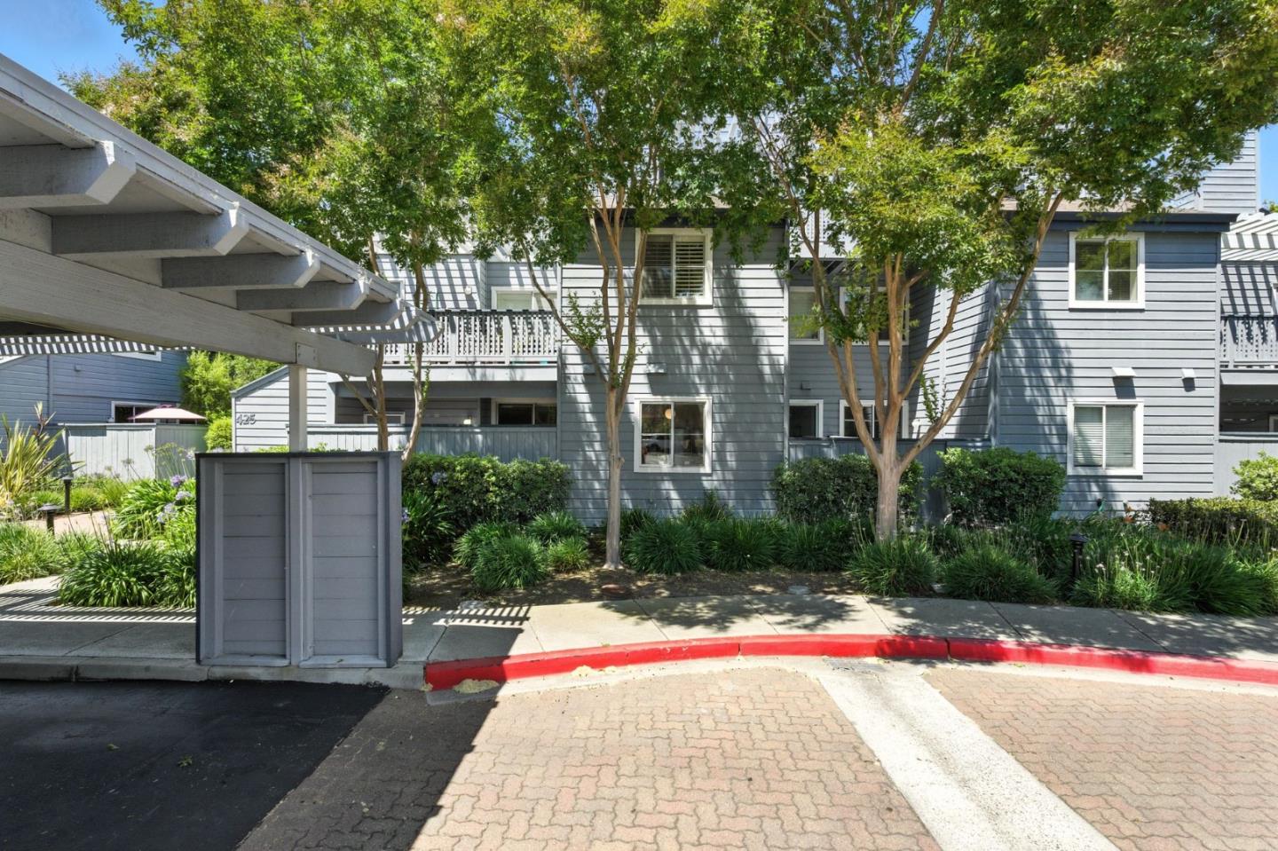 Detail Gallery Image 44 of 59 For 425 Cork Harbour Cir #G,  Redwood Shores,  CA 94065 - 2 Beds | 2 Baths
