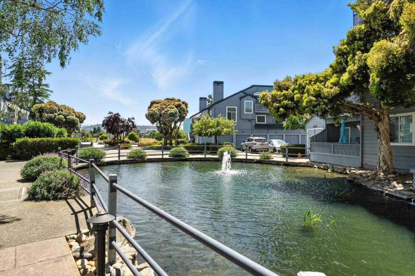 Detail Gallery Image 48 of 59 For 425 Cork Harbour Cir #G,  Redwood Shores,  CA 94065 - 2 Beds | 2 Baths