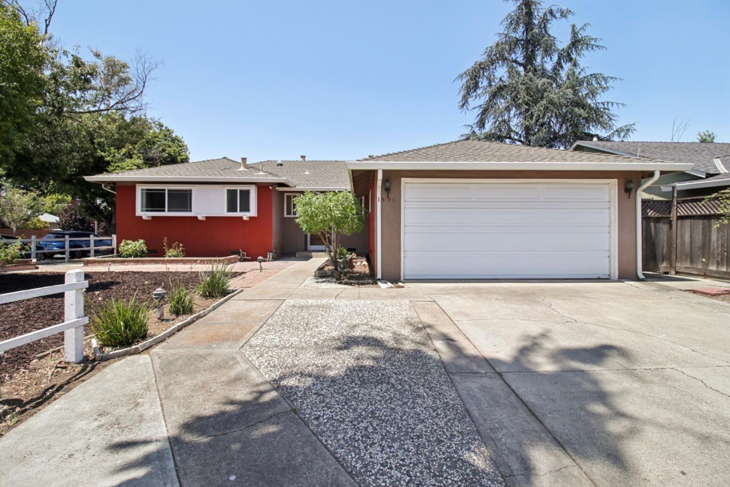 Detail Gallery Image 2 of 25 For 1491 Kooser Rd, San Jose,  CA 95118 - 3 Beds | 2 Baths