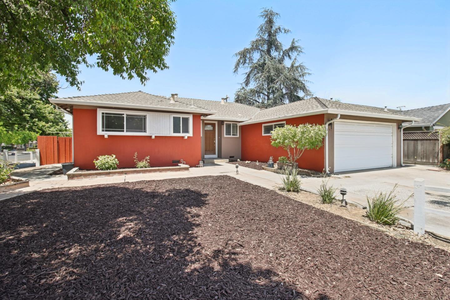 Detail Gallery Image 3 of 25 For 1491 Kooser Rd, San Jose,  CA 95118 - 3 Beds | 2 Baths