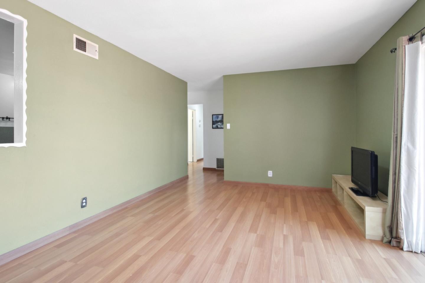 Detail Gallery Image 5 of 25 For 1491 Kooser Rd, San Jose,  CA 95118 - 3 Beds | 2 Baths