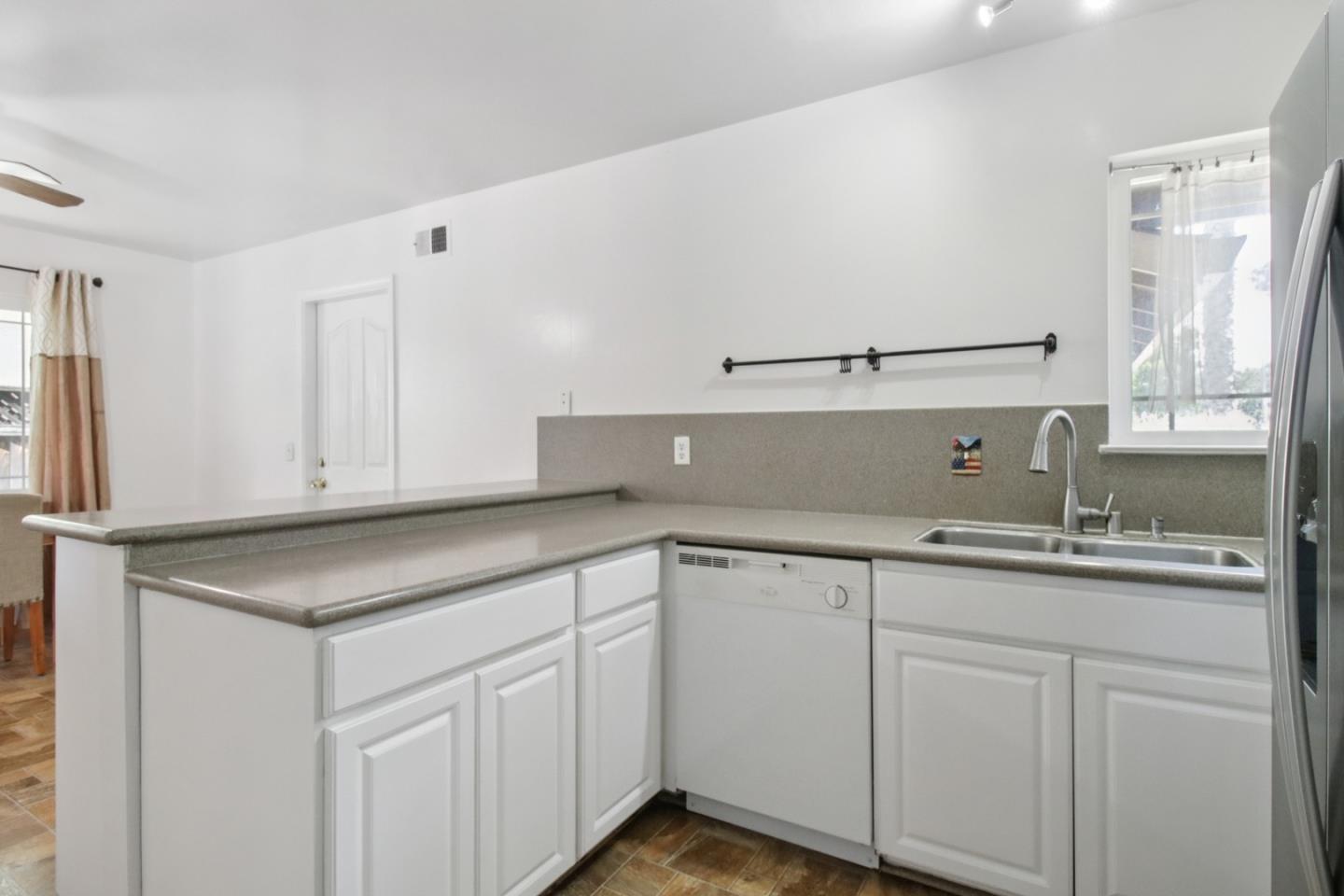 Detail Gallery Image 9 of 25 For 1491 Kooser Rd, San Jose,  CA 95118 - 3 Beds | 2 Baths