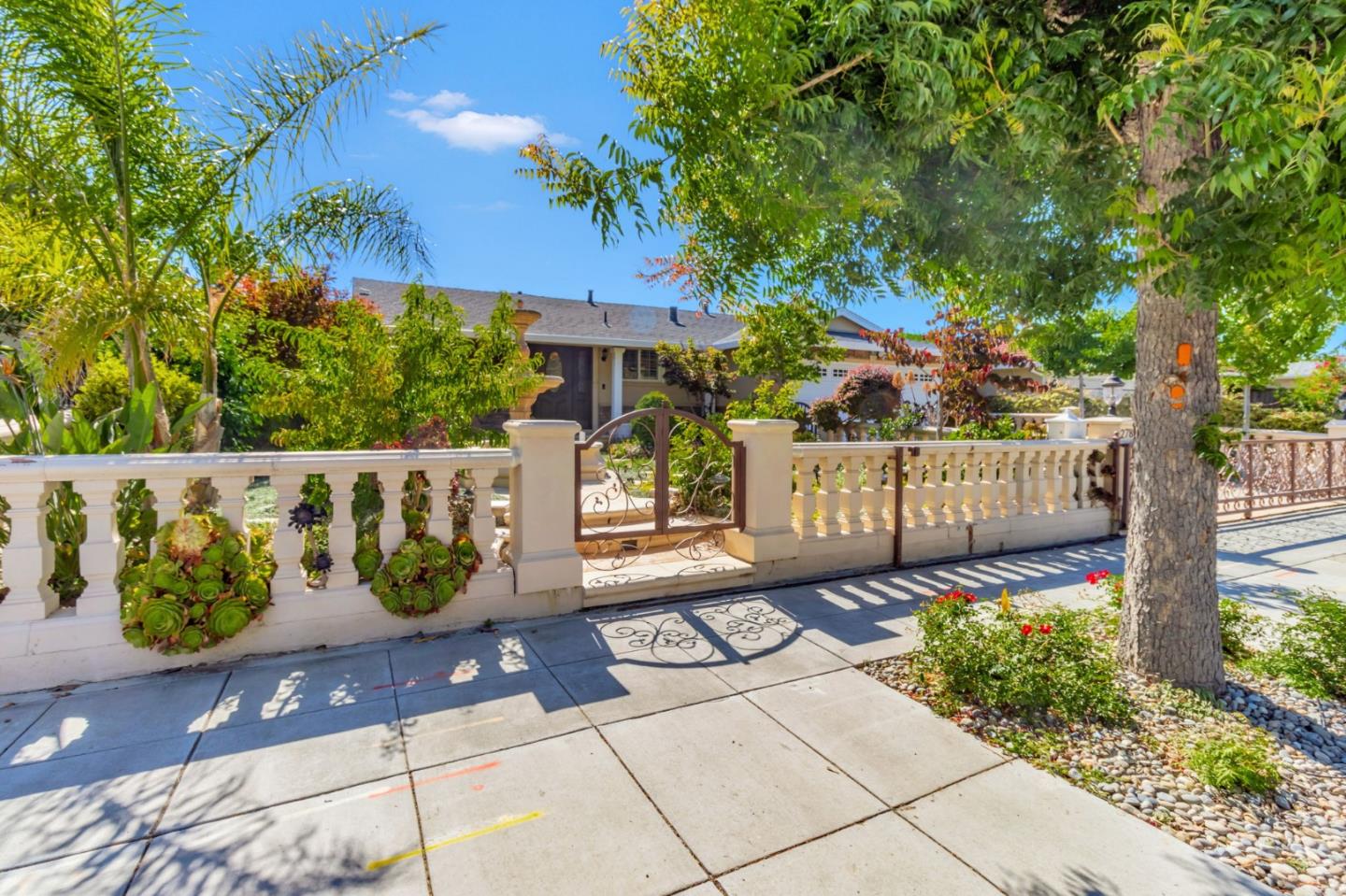 Detail Gallery Image 3 of 69 For 2789 Gavilan Dr, San Jose,  CA 95148 - 3 Beds | 2 Baths
