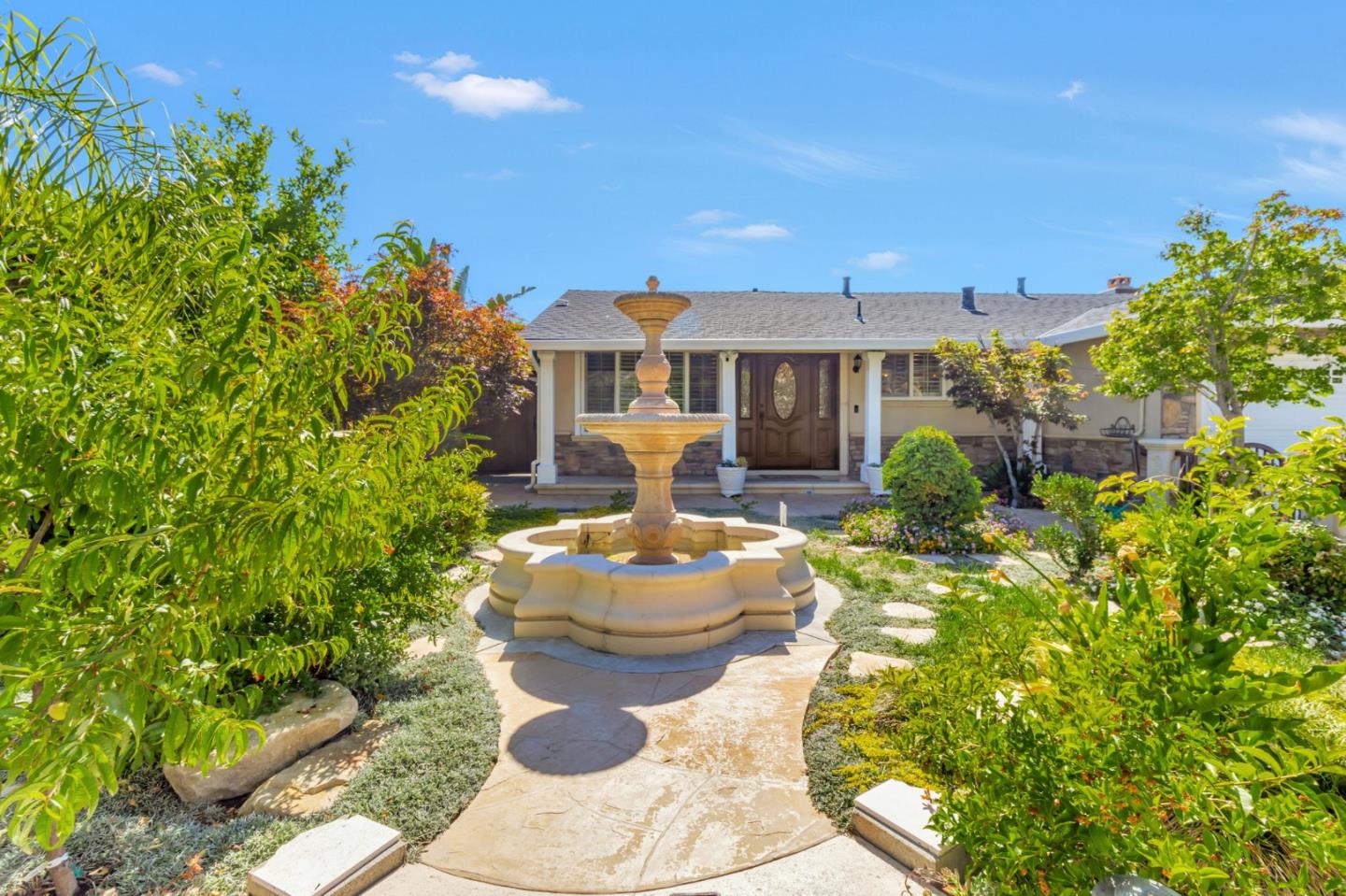 Detail Gallery Image 4 of 69 For 2789 Gavilan Dr, San Jose,  CA 95148 - 3 Beds | 2 Baths