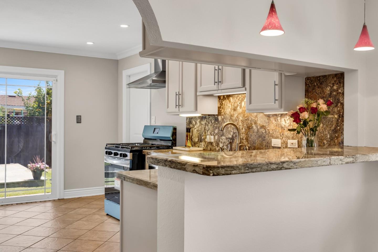 Detail Gallery Image 13 of 34 For 13612 Emilie Dr, San Jose,  CA 95127 - 3 Beds | 1 Baths