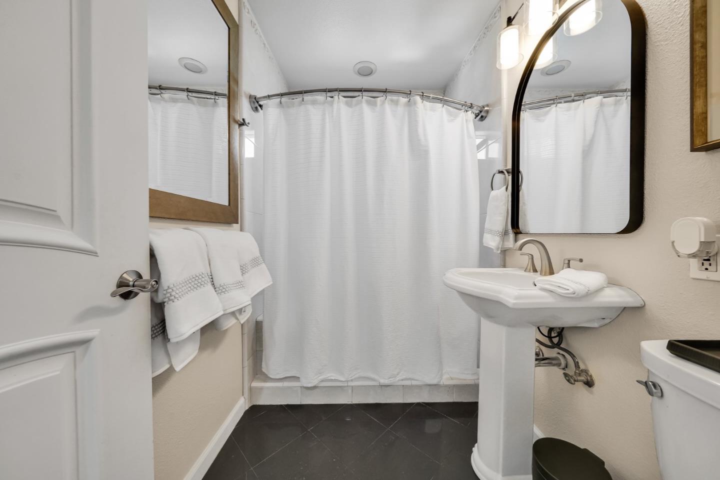 Detail Gallery Image 26 of 34 For 13612 Emilie Dr, San Jose,  CA 95127 - 3 Beds | 1 Baths