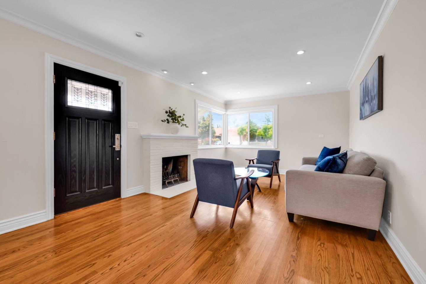 Detail Gallery Image 5 of 34 For 13612 Emilie Dr, San Jose,  CA 95127 - 3 Beds | 1 Baths