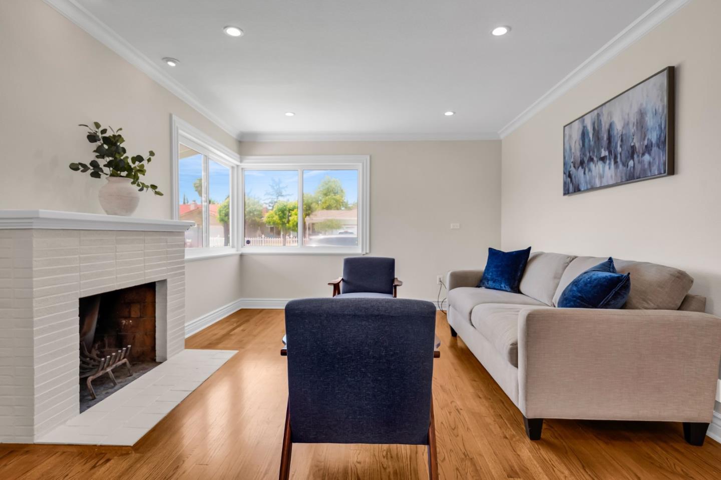 Detail Gallery Image 6 of 34 For 13612 Emilie Dr, San Jose,  CA 95127 - 3 Beds | 1 Baths