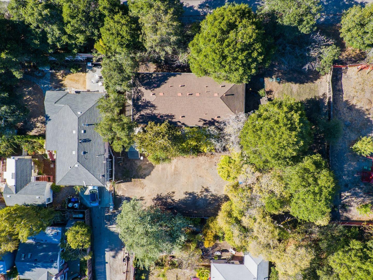 Detail Gallery Image 1 of 14 For 118-122 Beulah Ct, Santa Cruz,  CA 95060 - – Beds | – Baths