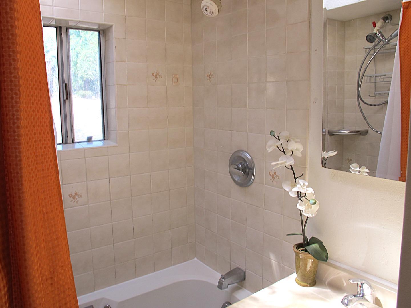 Detail Gallery Image 16 of 26 For 235 Apple Knoll Dr, Boulder Creek,  CA 95006 - 2 Beds | 2 Baths