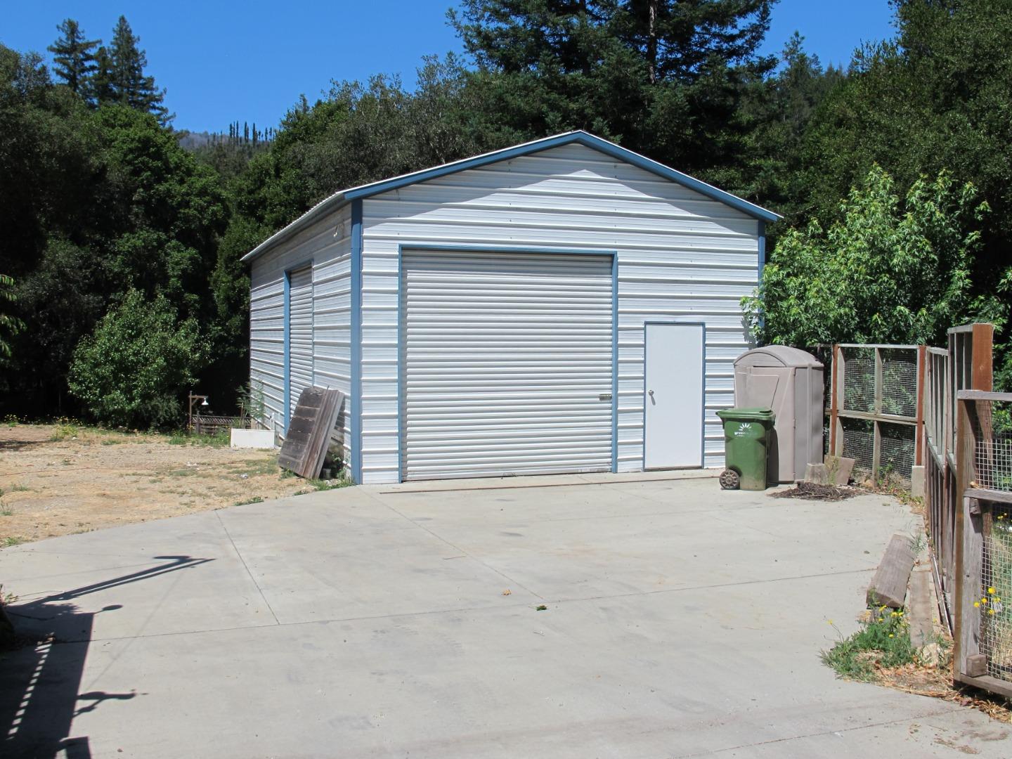 Detail Gallery Image 22 of 26 For 235 Apple Knoll Dr, Boulder Creek,  CA 95006 - 2 Beds | 2 Baths