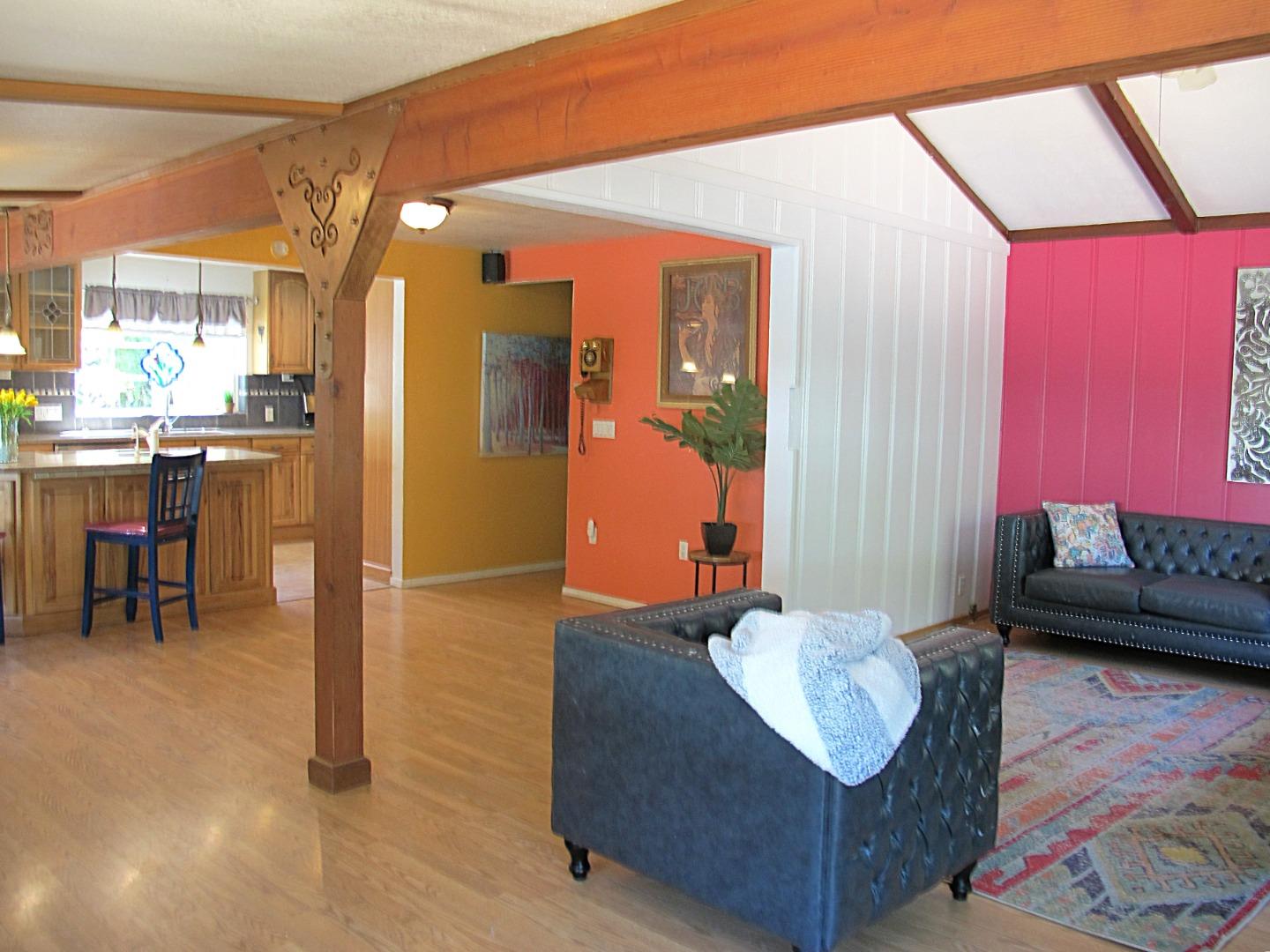 Detail Gallery Image 8 of 26 For 235 Apple Knoll Dr, Boulder Creek,  CA 95006 - 2 Beds | 2 Baths