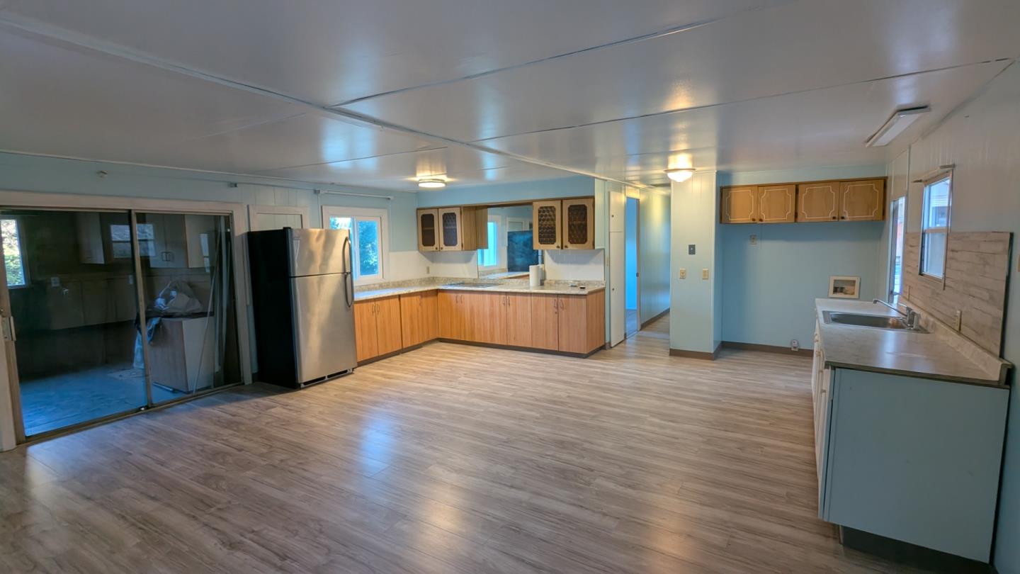 Detail Gallery Image 13 of 20 For 1148 via Del Sol Rd, Salinas,  CA 93907 - 3 Beds | 2 Baths