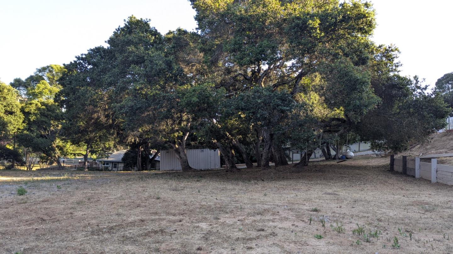 Detail Gallery Image 5 of 20 For 1148 via Del Sol Rd, Salinas,  CA 93907 - 3 Beds | 2 Baths