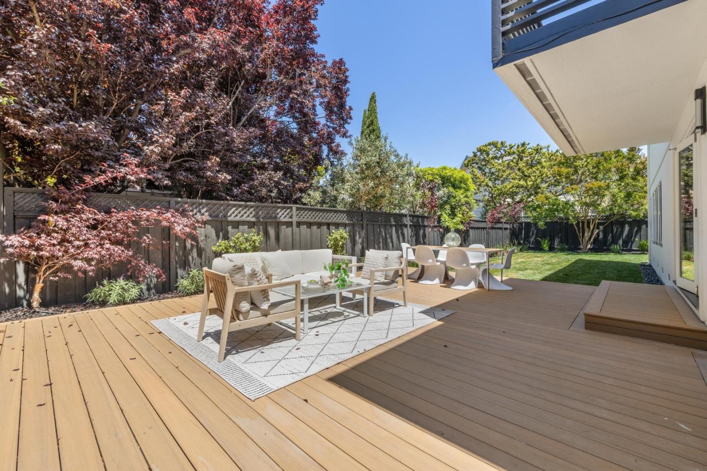 Detail Gallery Image 28 of 37 For 3706 Laurel Way, Redwood City,  CA 94062 - 3 Beds | 2/1 Baths