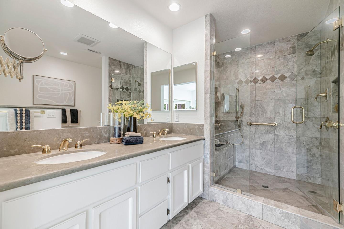 Detail Gallery Image 27 of 63 For 3230 Lake Albano Cir, San Jose,  CA 95135 - 2 Beds | 2/1 Baths
