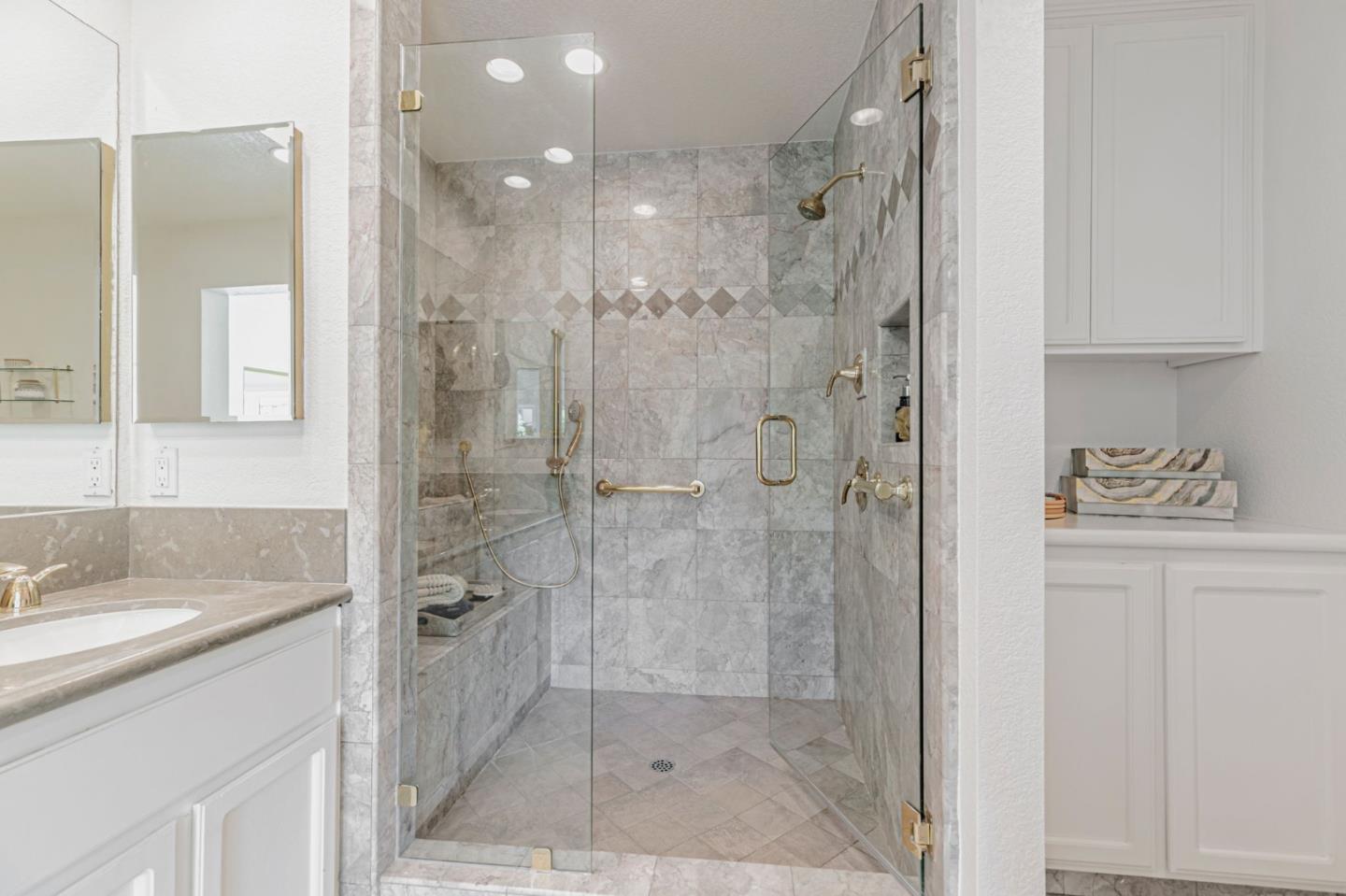 Detail Gallery Image 28 of 63 For 3230 Lake Albano Cir, San Jose,  CA 95135 - 2 Beds | 2/1 Baths