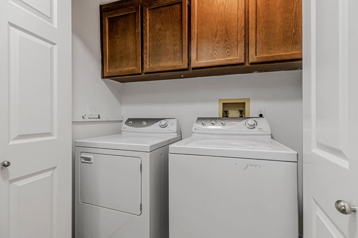 Detail Gallery Image 30 of 63 For 3230 Lake Albano Cir, San Jose,  CA 95135 - 2 Beds | 2/1 Baths