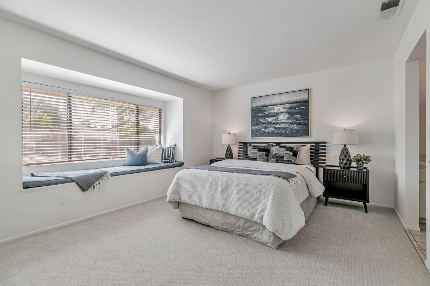 Detail Gallery Image 31 of 63 For 3230 Lake Albano Cir, San Jose,  CA 95135 - 2 Beds | 2/1 Baths