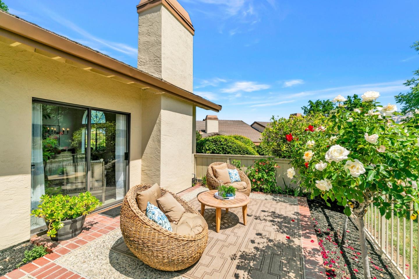 Detail Gallery Image 40 of 63 For 3230 Lake Albano Cir, San Jose,  CA 95135 - 2 Beds | 2/1 Baths