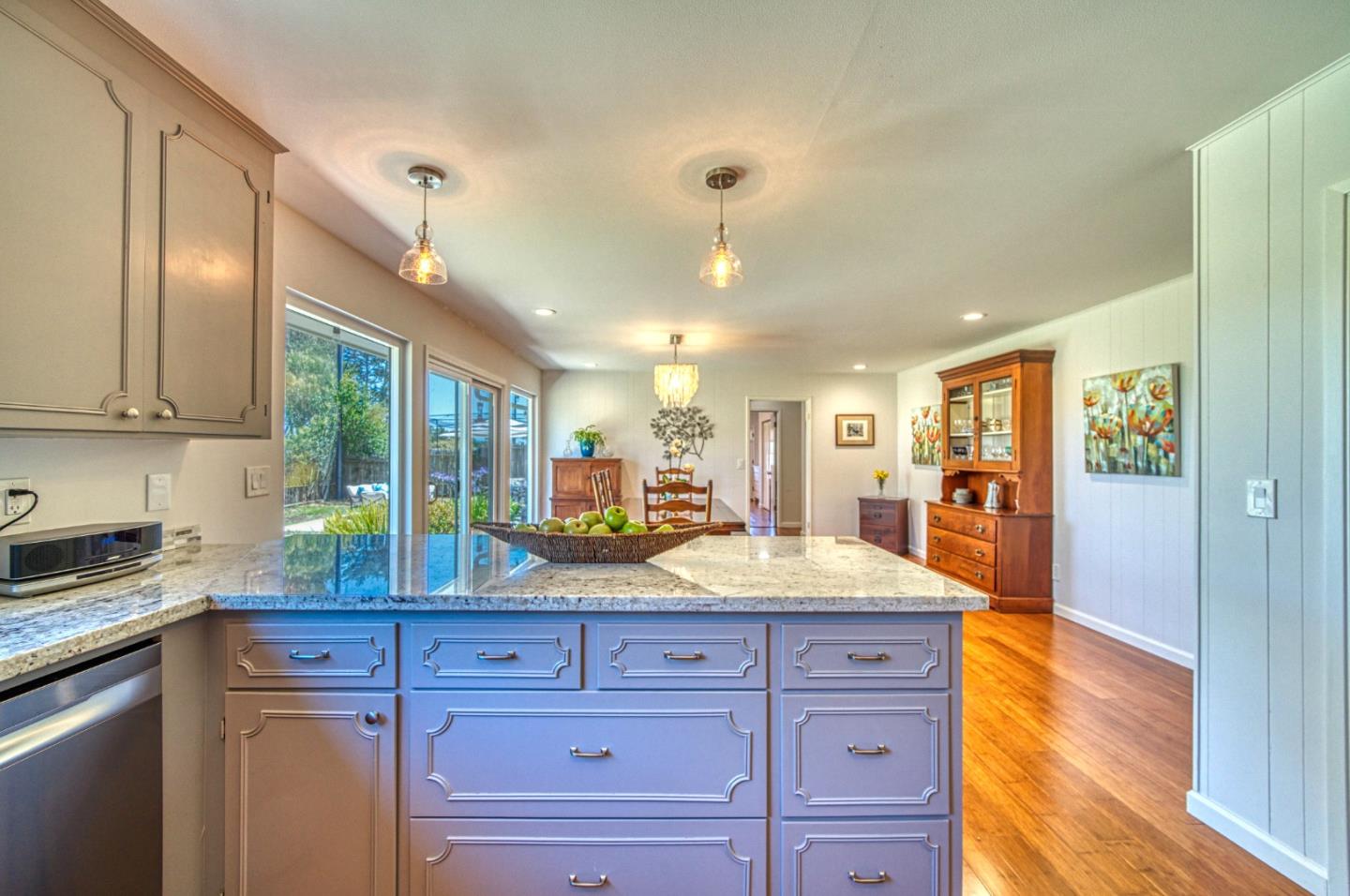 Detail Gallery Image 13 of 44 For 69 Hollins Dr, Santa Cruz,  CA 95060 - 4 Beds | 2 Baths