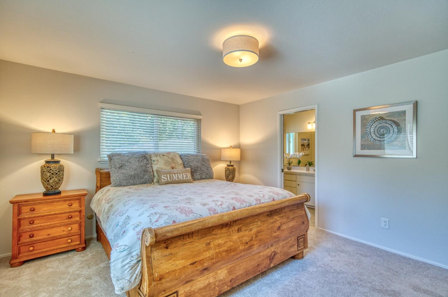Detail Gallery Image 19 of 44 For 69 Hollins Dr, Santa Cruz,  CA 95060 - 4 Beds | 2 Baths