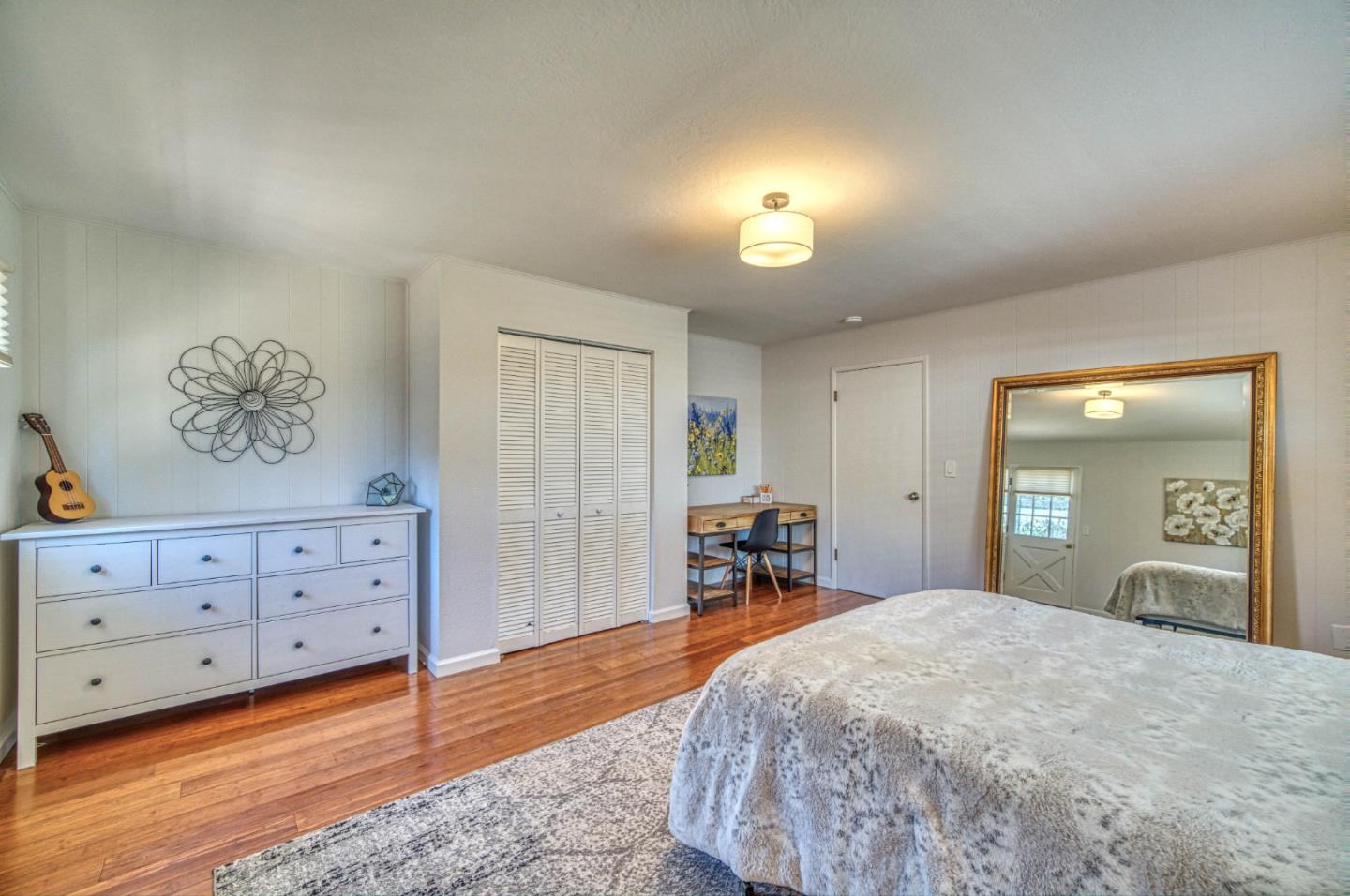 Detail Gallery Image 21 of 44 For 69 Hollins Dr, Santa Cruz,  CA 95060 - 4 Beds | 2 Baths